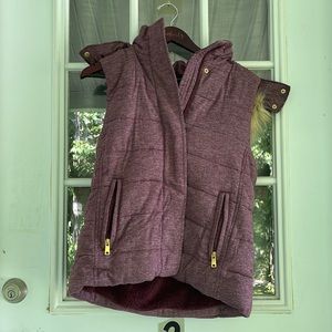 Woman’s Hooded Vest. Banana Republic. Never Worn. Size XS.